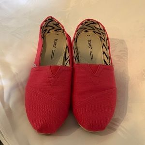 Toms pink espadrille size 7